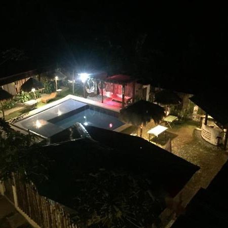 Casa Mia Resort Puerto Galera Exterior foto