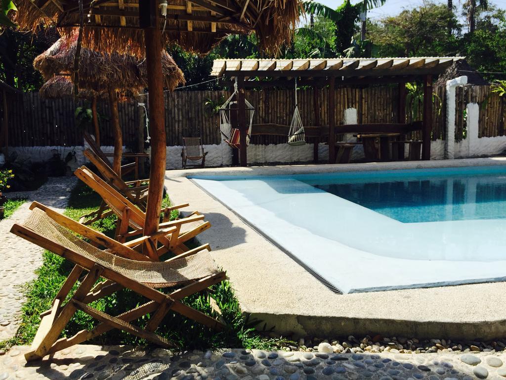 Casa Mia Resort Puerto Galera Exterior foto